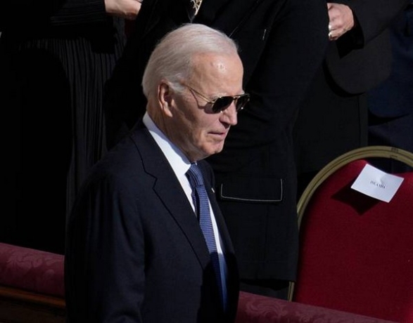 https://www.gettyimages.com/search/2/image?phrase=joe+biden