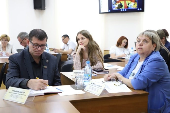 Фото: пресс-служба Верховного Совета Хакасии