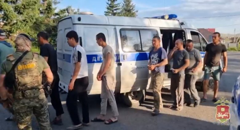 Стоп-кадр видео МВД по Хакасии