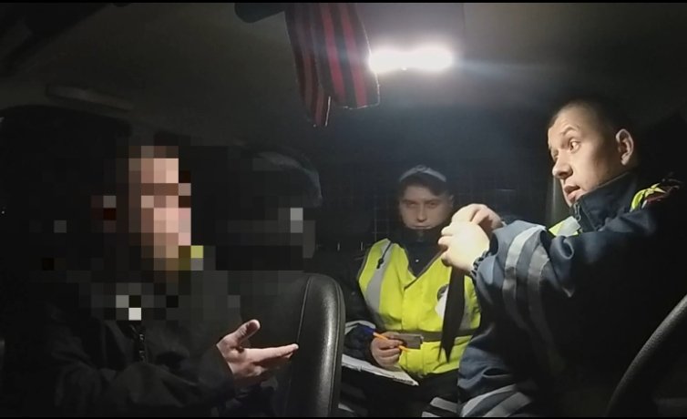 Стоп-кадр видео МВД по Хакасии 