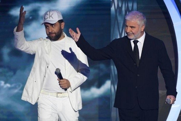 Сосо Павлиашвили вместе со своим сыном Леваном. Обложка © РИА Новости / Владимир Вяткин