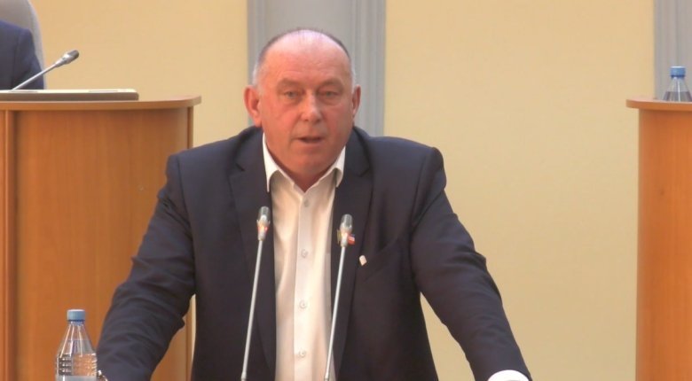 Глава Орджоникидзевского района Анатолий Тайченачев 