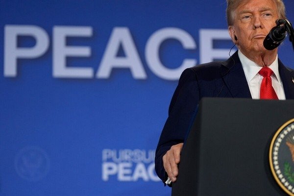 Julia Demaree Nikhinson/AP