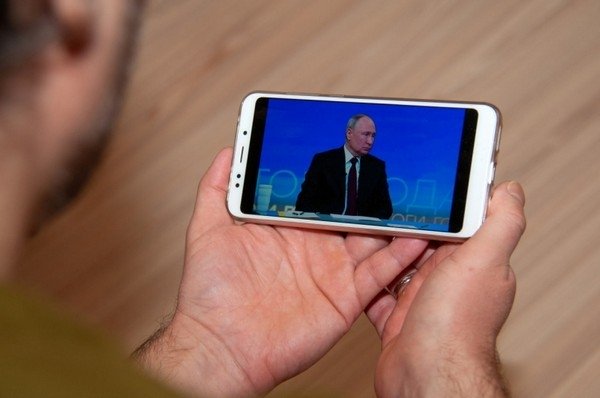 Фото: ФедералПресс / Светлана Возмилова, Полина Зиновьева  Изображение сгенерировано с помощью ИИ / Светлана Возмилова