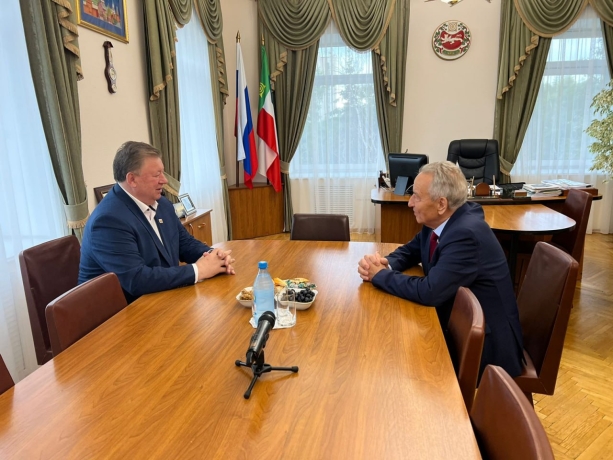 Кабинет Председателя Верховного Совета РХ Владимира Штыгашева 