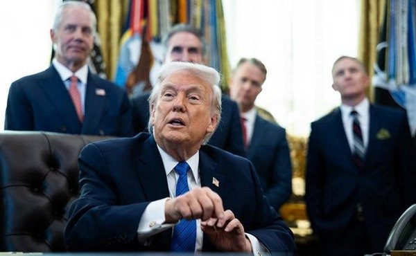 На фото: президент США Дональд Трамп (Фото: Francis Chung — Pool via CNP/Consolidated News Photos/Global Look Press)