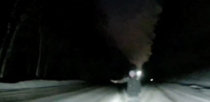 Фото: Стопкадр видео Госавтоинспекции Красноярского края