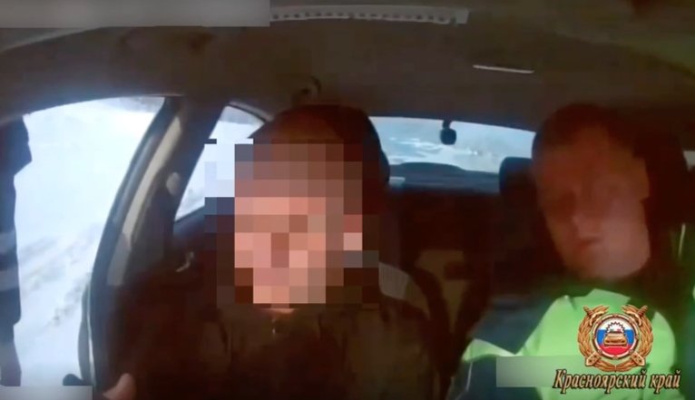 Стоп-кадр видео Госавтоинспекции Красноярского края