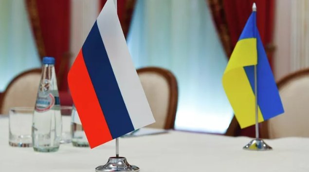 Фото: РИА Новости / Александр Кряжев Флаги России и Украины. Архивное фото