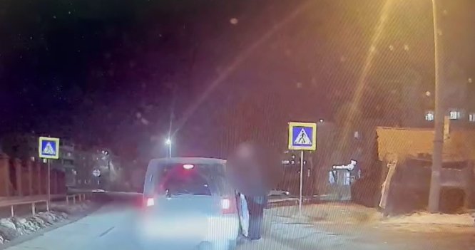 Стоп-кадр видео Госавтоинспекции Хакасии