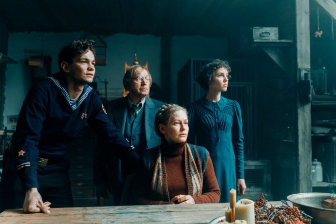 Фото: «Красавица» режиссер Антон Богданов / Kinopoisk.ru