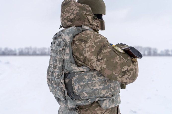 Фото: Обложка © Shutterstock / FOTODOM / seeasign