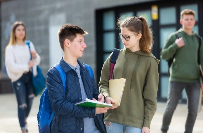 Фото: Обложка © Shutterstock / FOTODOM / BearFotos