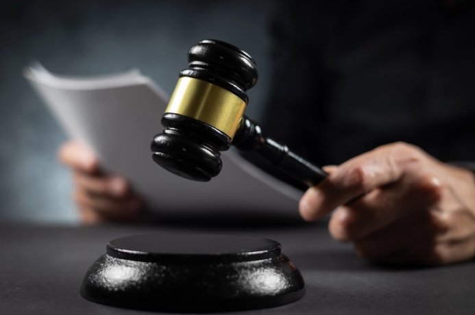 Фото: Обложка © Shutterstock / FOTODOM / Skrypnykov Dmytro