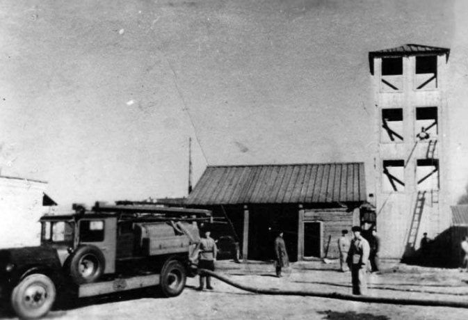 Фото В. Азаренкова, Г.А. Вяткина, открытых источников