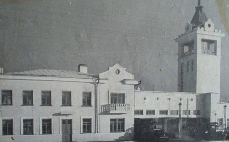 Фото В. Азаренкова, Г.А. Вяткина, открытых источников