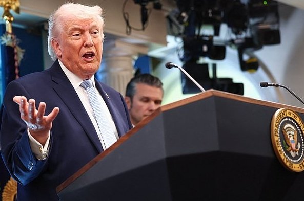  Фото: Kevin Lamarque / Reuter