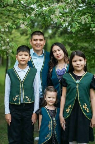 Фото: Семья Чебодаевых, фото Минтруд Хакасии