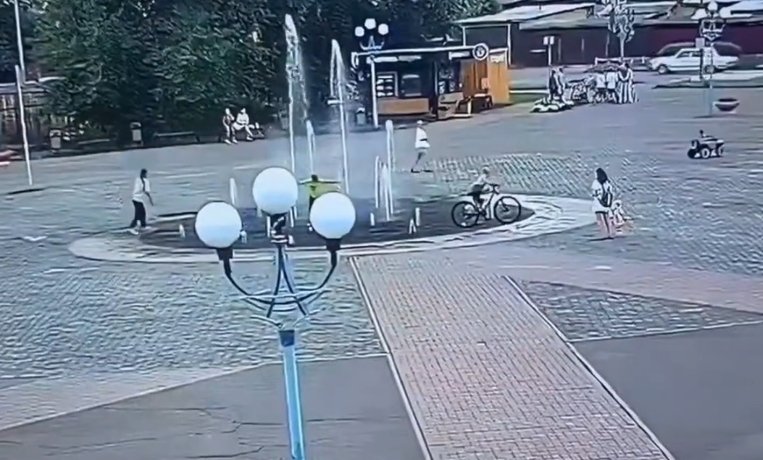 Фото: стоп-кадр видео ГАИ Абакана