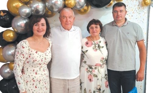 Фото: из архива семьи, газета «Ширинский вестник»
