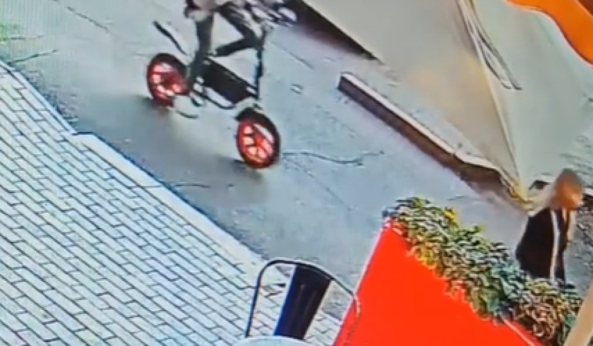 Фото: Стопкадр видео Госавтоинспекции Абакана