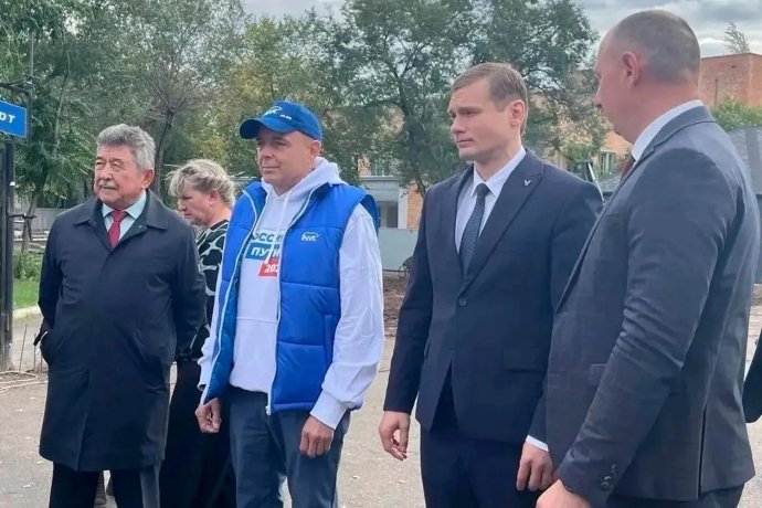 Фото: пресс-служба Верховного Совета РХ. 