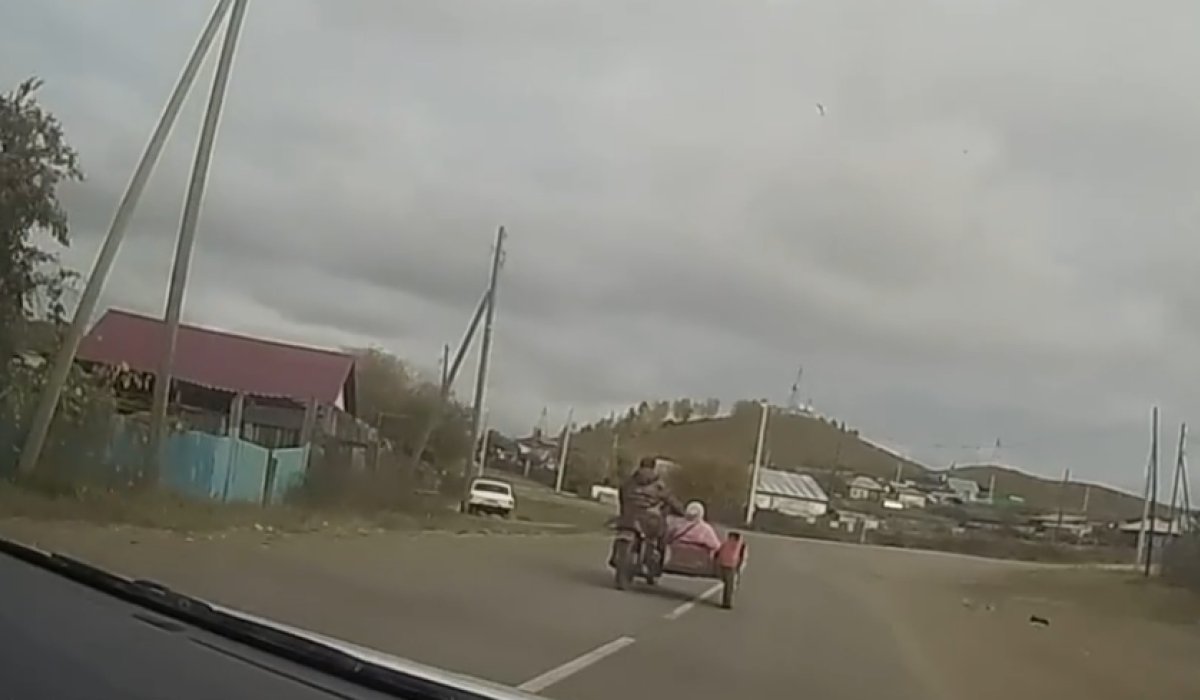 Фото: Стопкадр видео Госавтоинспекции Хакасии