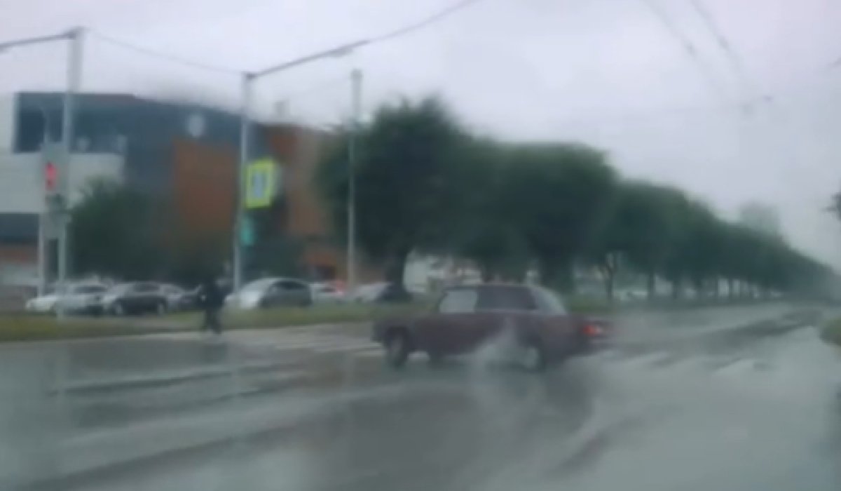 Фото: Стопкадр видео Госавтоинспекции Хакасии