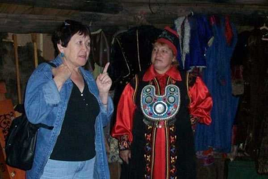 Валентина Тугужекова (слева) Фото: abakan-news.ru