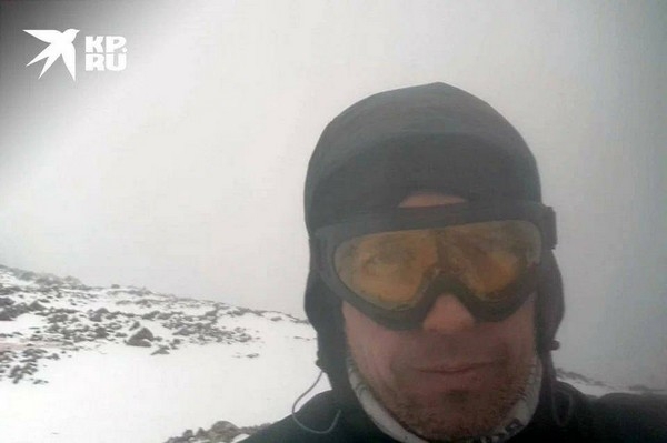 Денис Обух на вершине Боруса. Фото: предоставлено героем статьи