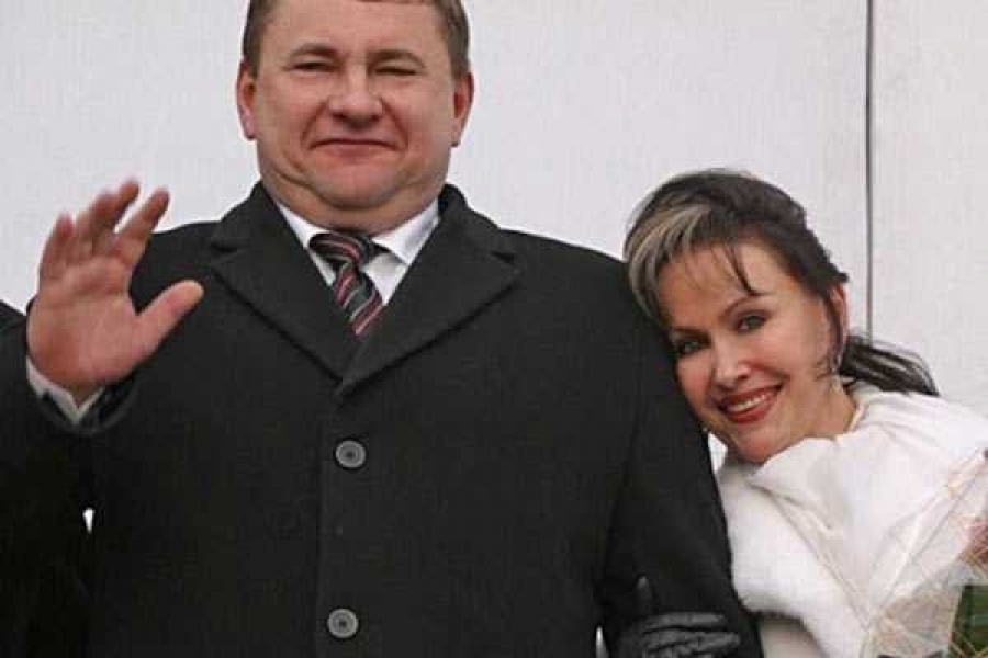 Алексей Лебедь с женой Елизаветой, 2005 г.