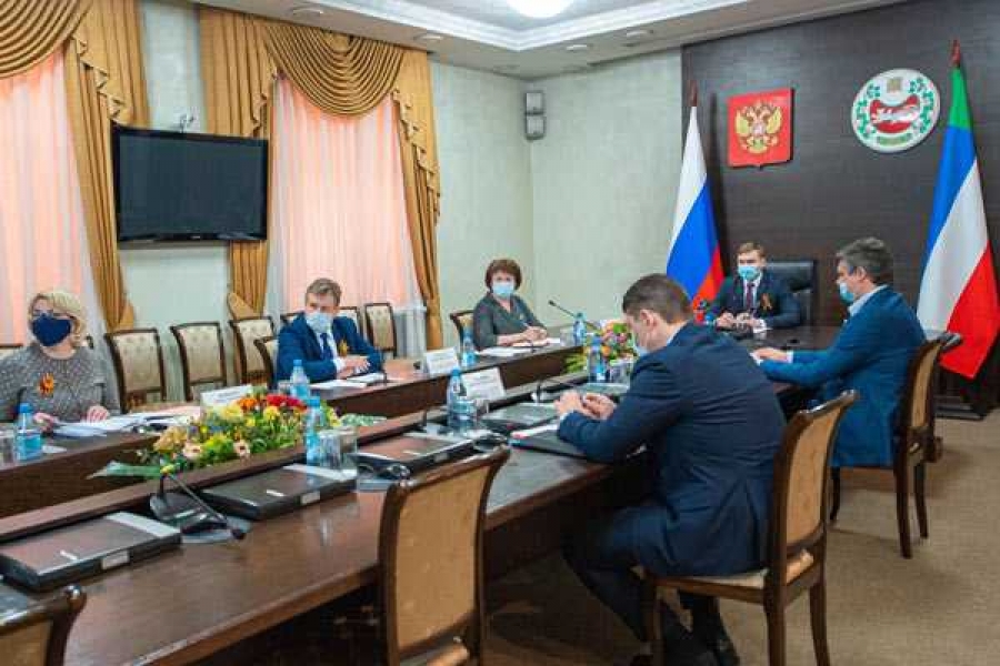 Фото: пресс-служба правительстваРХ