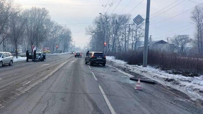 ДТП в Абакане на Советской. Фото: Госавтоинспекция Хакасии