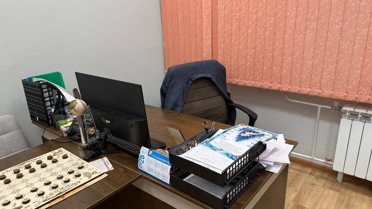 Где депутаты Хакасии в период между выборами